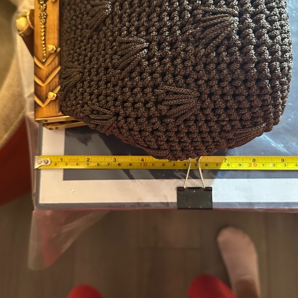 Vintage Retro Macrame Crochet Wood Square Handle Brown Handcrafted Bag - Picture 8 of 9